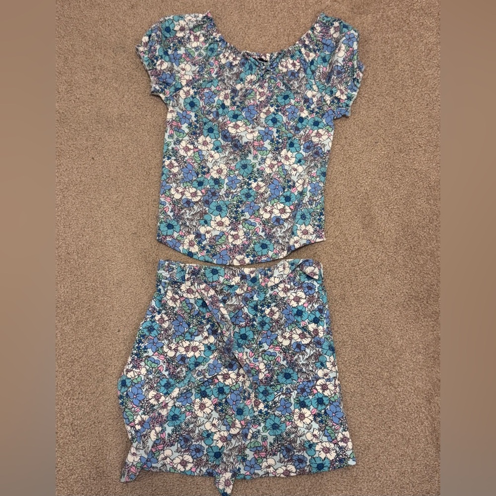 Floral Blue and White Two-Piece Set